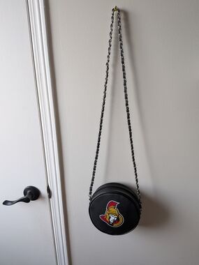 New Ottawa Senators Round Crossbody Bag - Black with Team Logo